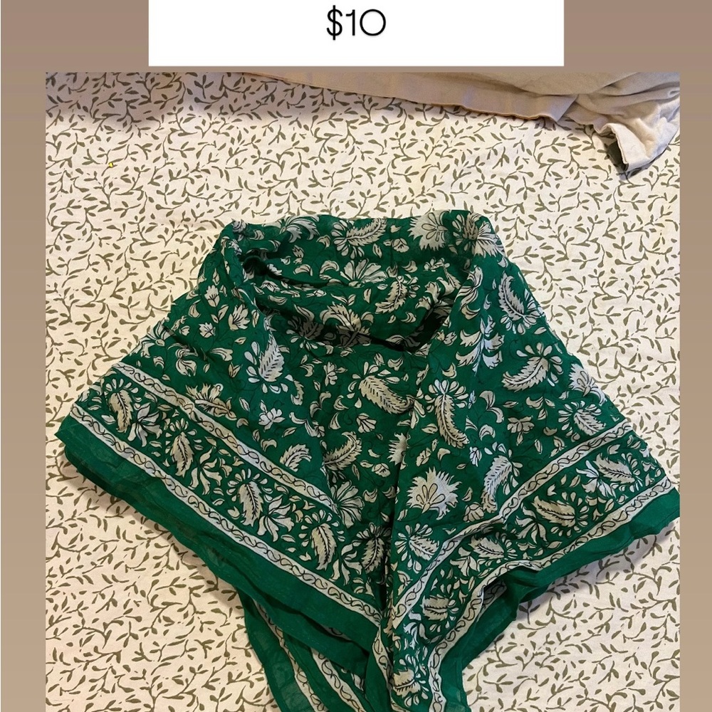 Woman accessories